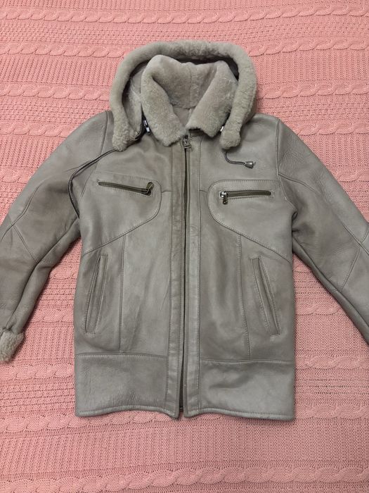 Продам недорого детскую одежду