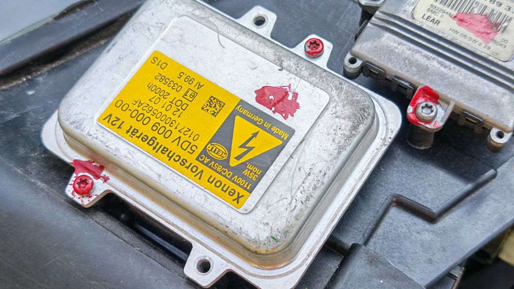 Фар за BMW 5 E60 / E61 / БМВ 5 Е60 Е61