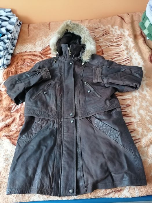 Haină de piele (mărimea XL)