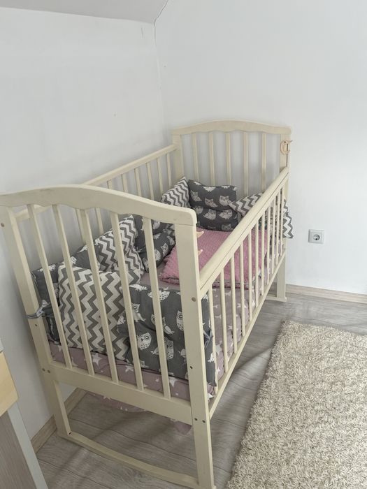 Детская кровать с матрасом