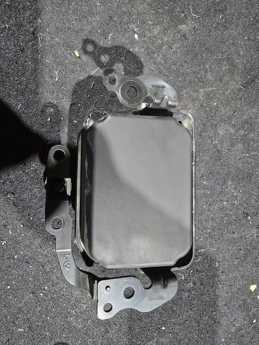 Radar distronic lexus rx450h 2015-2022 impecabil