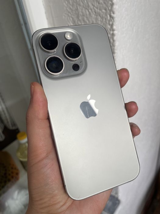 iPhone 15 pro 128гб