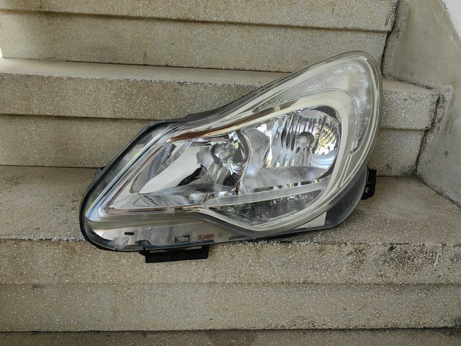 Фар Opel Corsa D ляв / Фар Опел Корса Д Оригинален