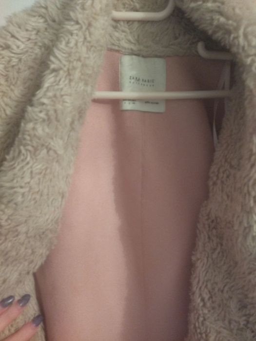 Продаются зимние дубленки и куртки.