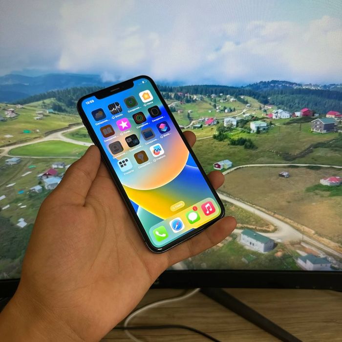 iPhone X sotiladi