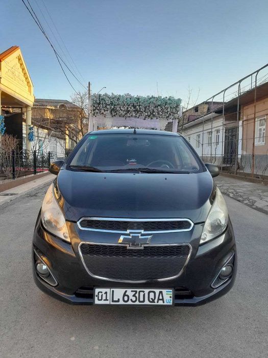 Продаю автомобиль Спарк