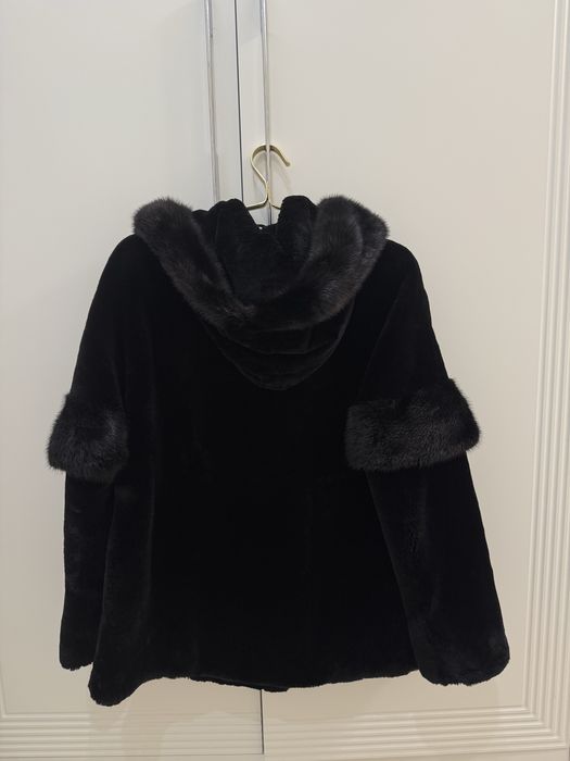 Продам норковую шубу