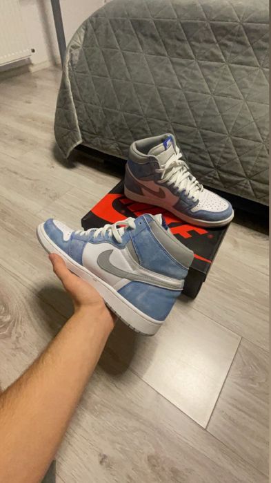 Jordan 1 High Hyper Royal Brand New