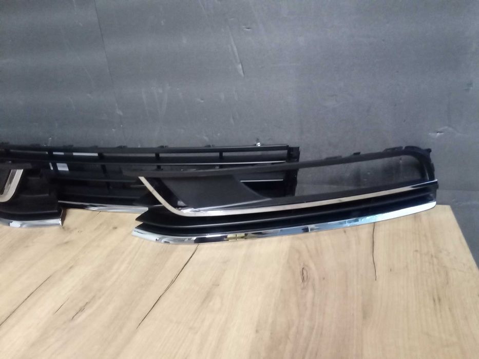 Set Grile Bara fata VW Passat B7 2010-14 Comfortline