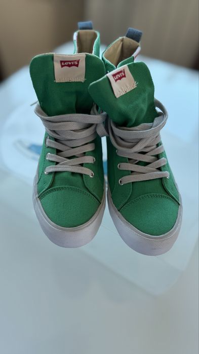 Зелени високи кецове LEVIS