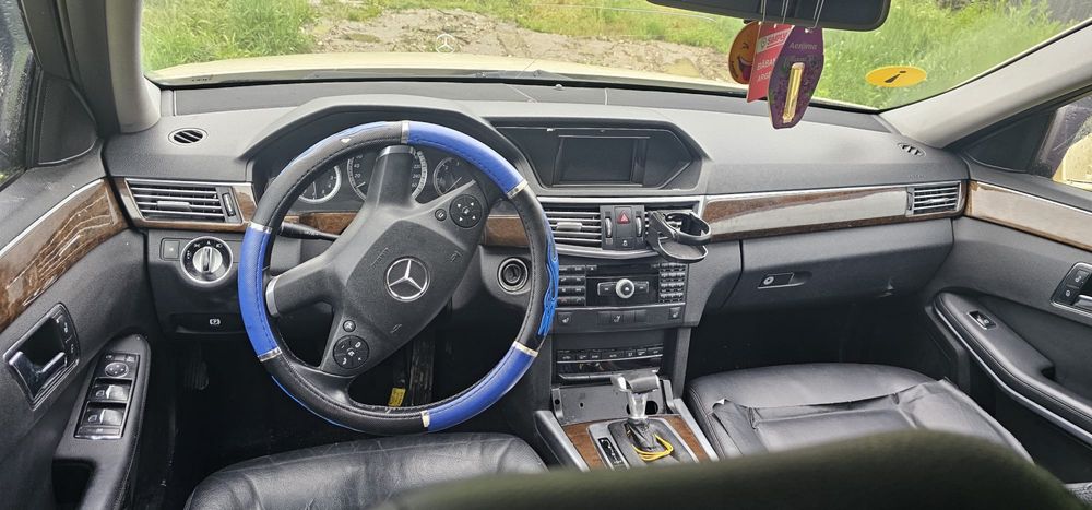 Dezmembrez / Dezmembrari Mercedes E-class W212