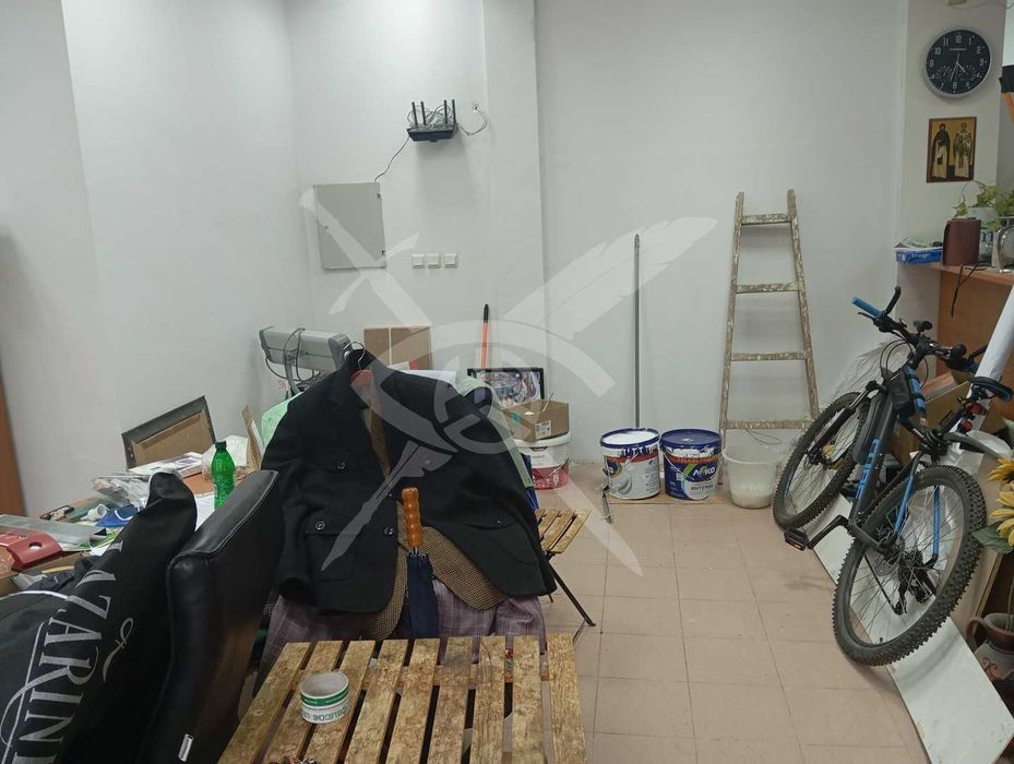 Продава се Магазин в София, Студентски град - 74 кв.м за 2203 €/кв.м - Снимка #2