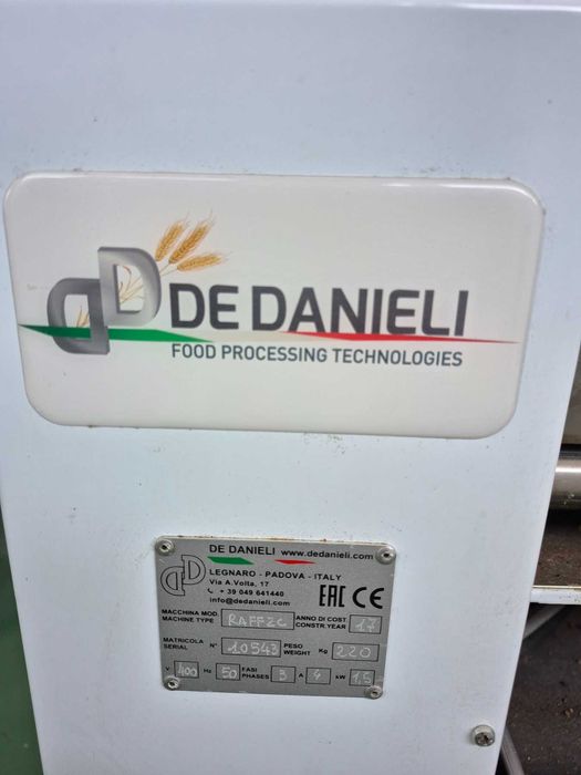 Машина за рафиниране и раздробяване