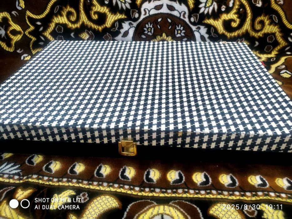 Продам качественный мильхеровый набор столовых приборов