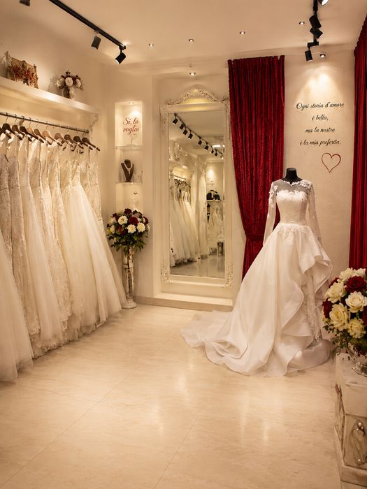 Итальянское Свадебное платье с фатой сшито на заказ