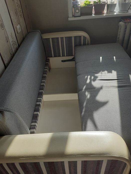 Диван в отличном состоянии