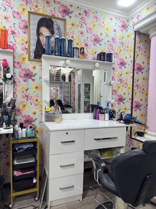 Salon mebel va jihozlari