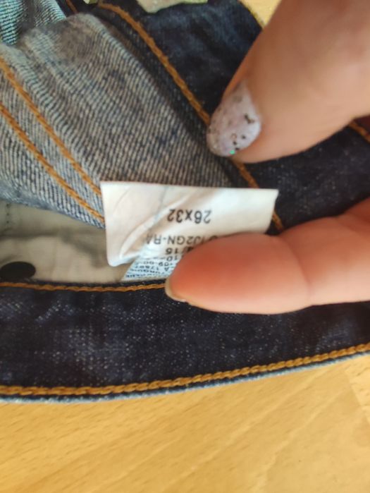 Дънки GAP номер 26 на 30 два пъти слагани