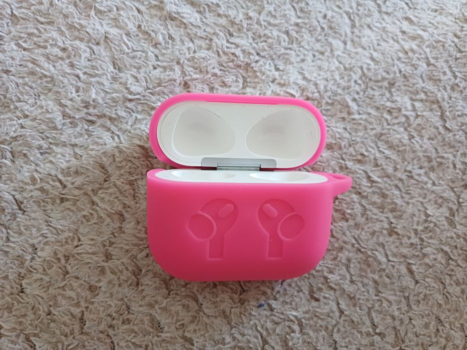 кейс Apple AirPods 3