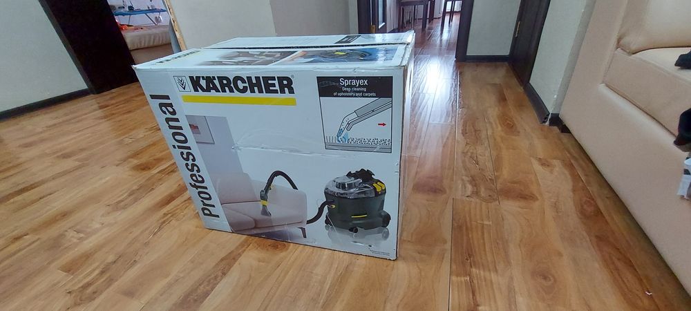 Моющий пылесос Karcher puzzi 8/1