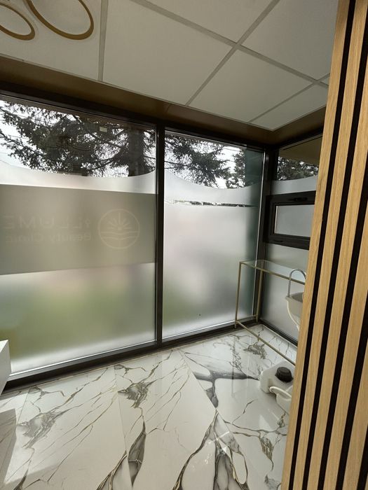 De inchiriat spatiu comercial pretabil cabinet medical/ salon de infrumusetare Pitesti / Teilor