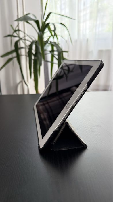 iPad Air 2 – 32GB – achiziționat din SUA – stare impecabilă