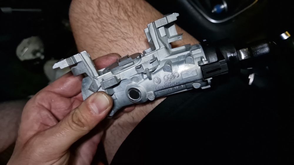 Montaj sau Navigație vw Golf5,6, passat B6,b7, contact blocat reparati