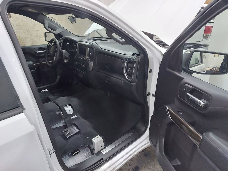 Реставрация потолка, панели, сидений