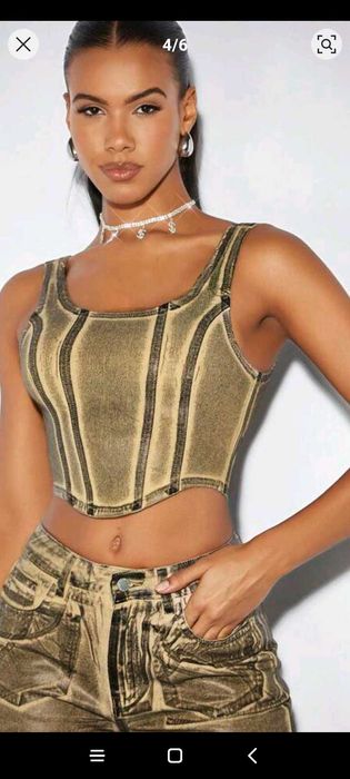 Уникален метален комплект дънки и бюстие