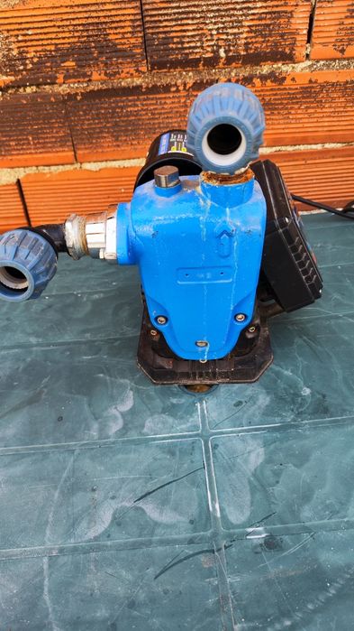 Хидрофорна помпа