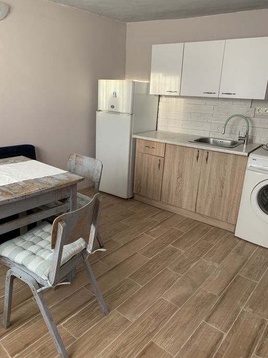 Дава се под наем Къща в Плевен, Идеален център - 40 кв.м за 204 € - Снимка #1