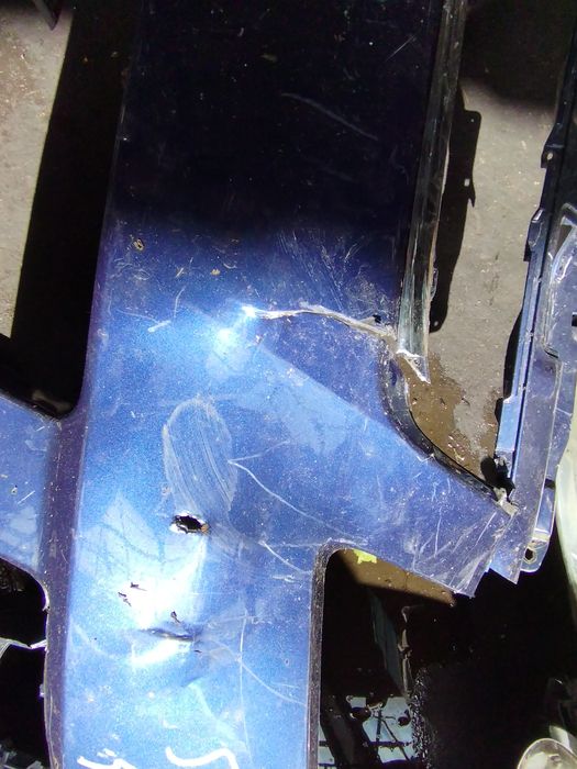 Две предни брони за Suzuki swift 2017