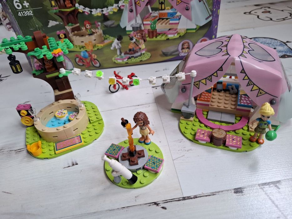LEGO - Луксозен къмпинг сред природата