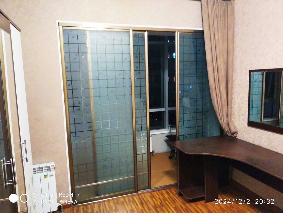 Ремонт раздвижных ,стеклянных перегородок,  двери- купе в Алматы.