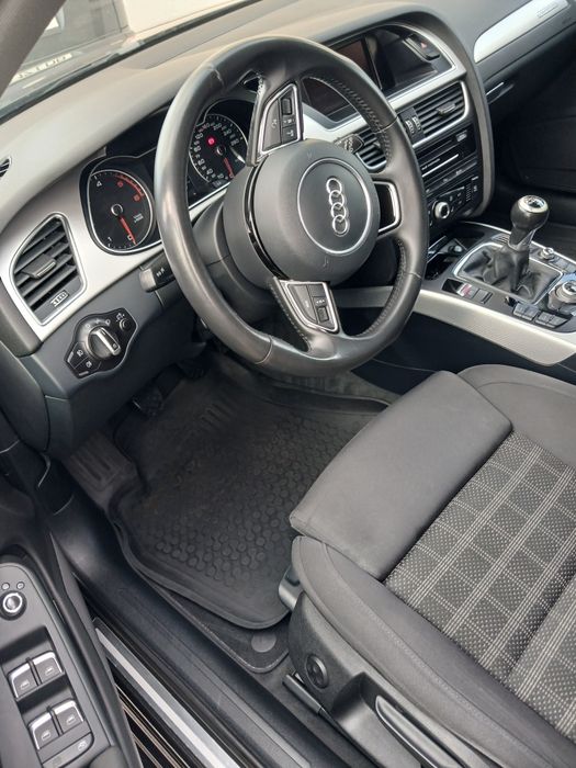 Vand audi A4 quttro si Sline