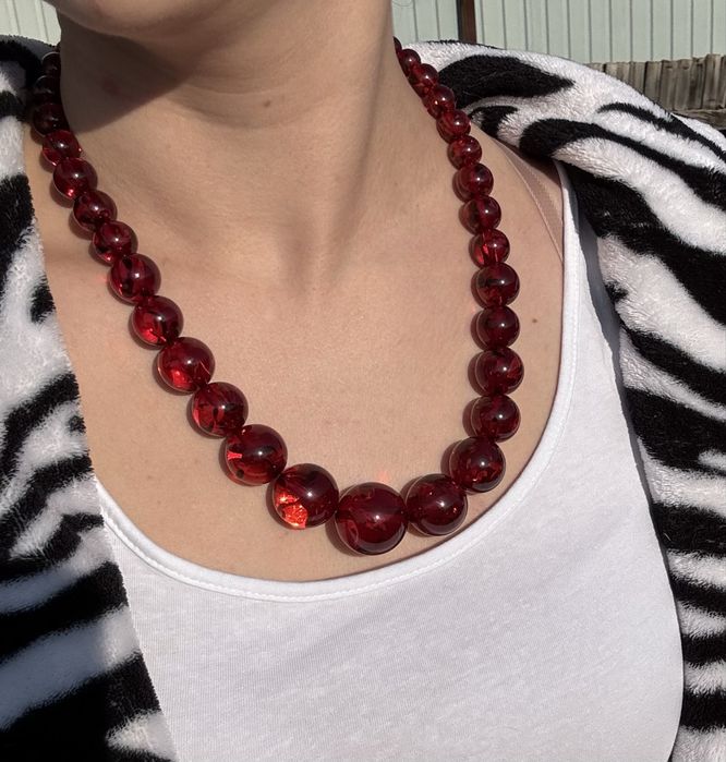 Янтарные бусы «Пламя»