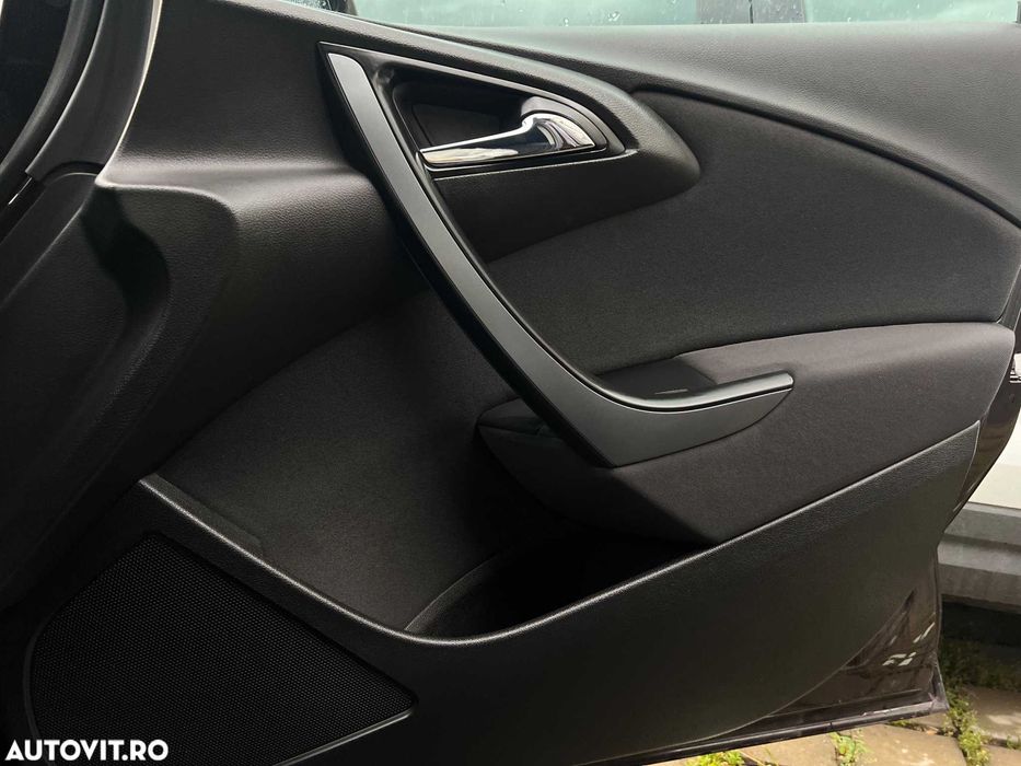 Se Vinde Opel astra J