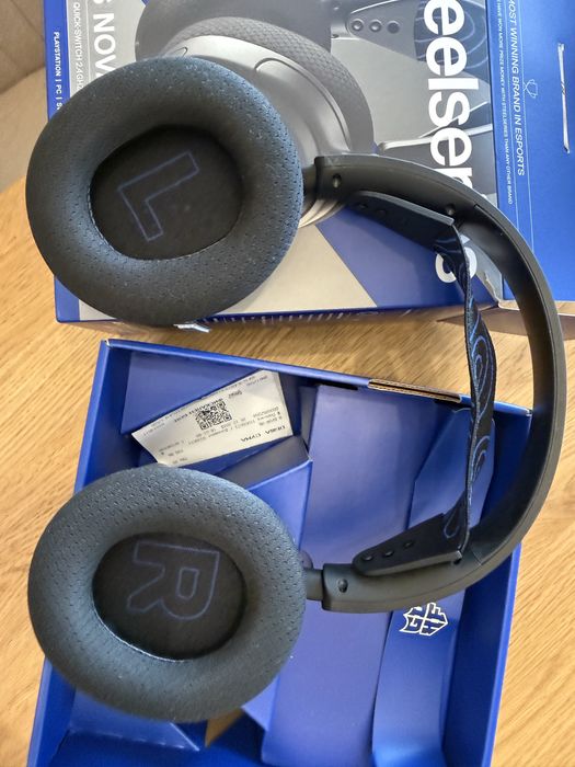 Гейминг слушалки SteelSeries Arctis Nova 5P