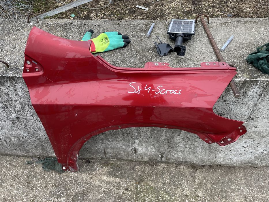 Десен калник за Suzuki SX4 Scross Сузуки СХ4 Скрос 2013-2016г