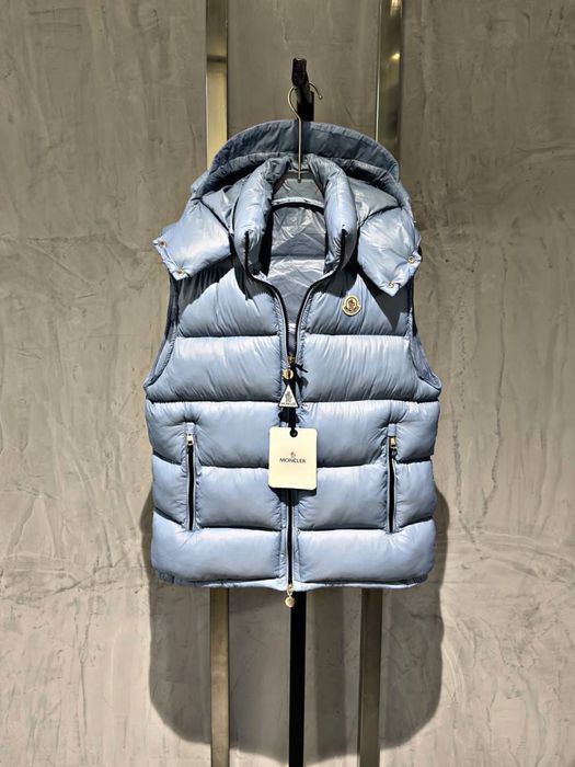 Premium елеци “MNCLR”