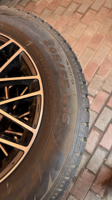 Диски 16 с шинами PIRELLI