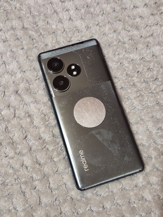 Продавам телефон Realme GT 6T