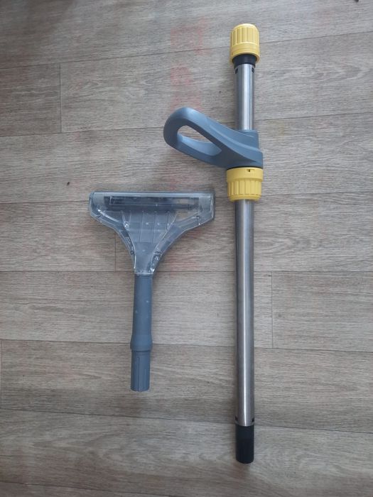 Продам пылесос PUZZI KARCHER Ковровой насадка