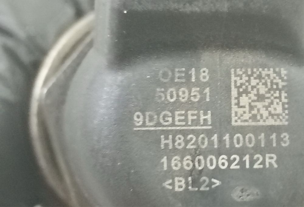Injectoare 1.5 dci renault megane 3 , scenic 3 , dacia duster
