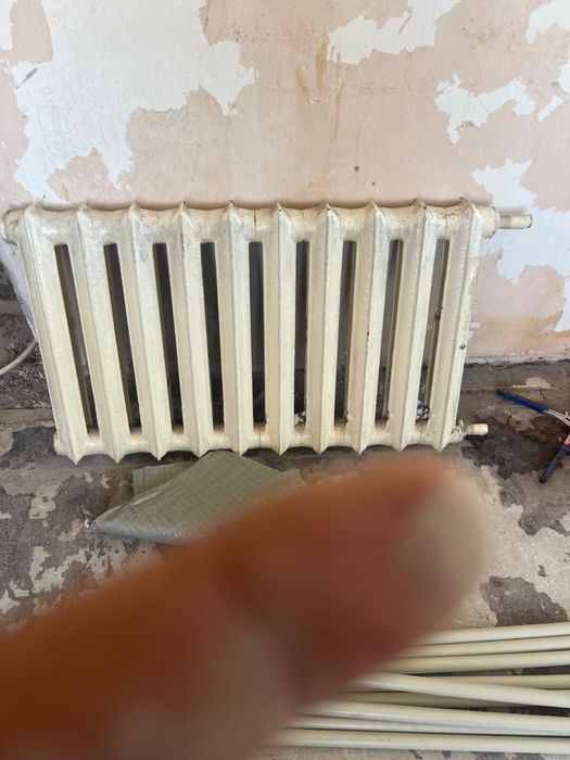 Продам чугунные батареи