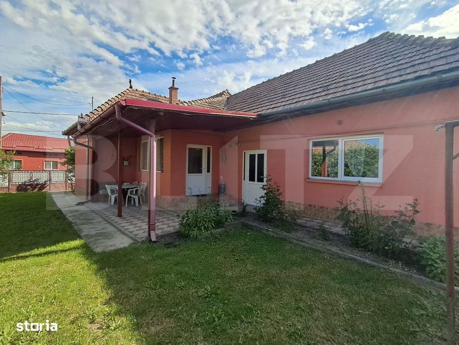 Casa de vanzare, 138 mp, 2.750 mp teren intravilan, zona Nazna
