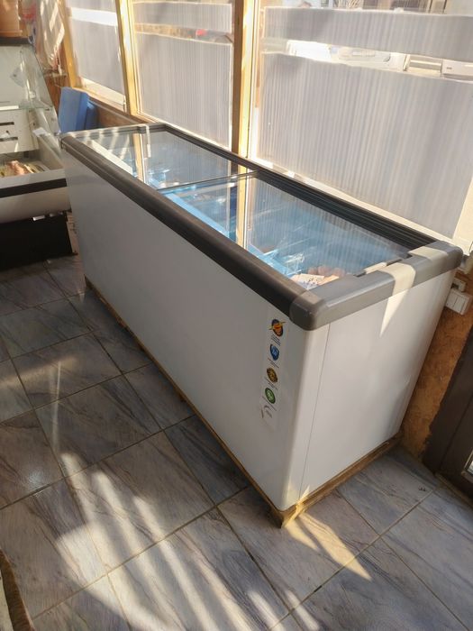 Морозильники, холодильники ветринные