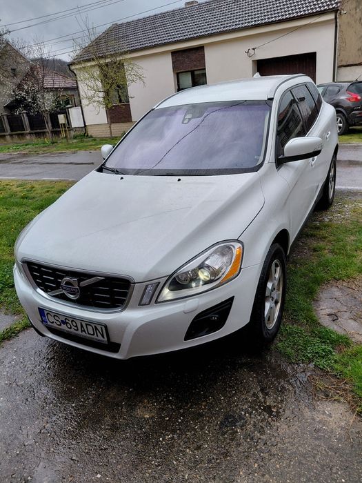 Vând Volvo xc60 an 2010 ,240000 km