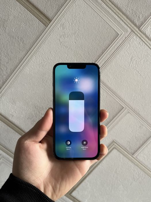 Продам iPhone 14 256gb