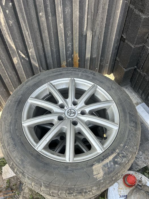 Зимние шины с диской б/у